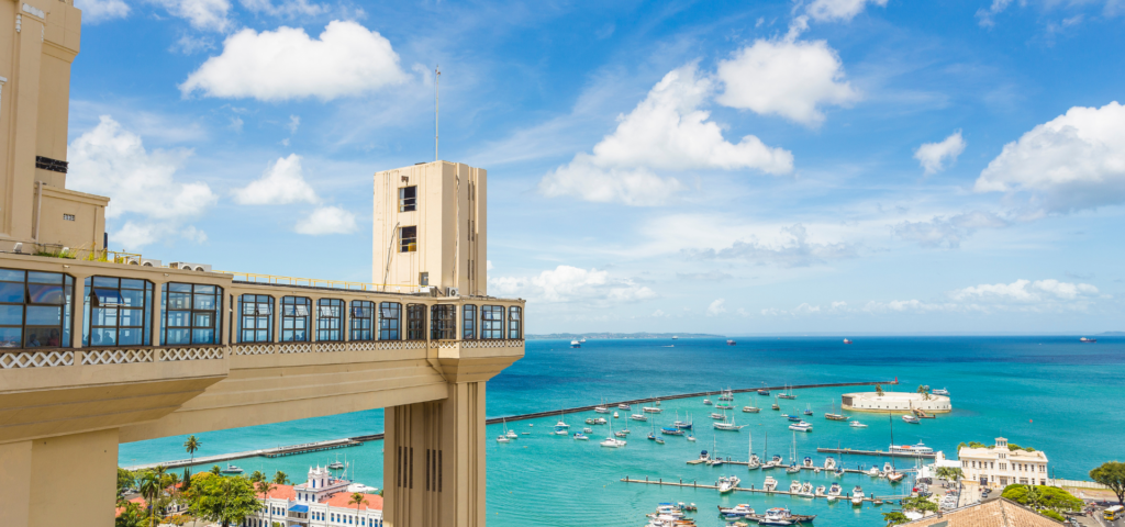 Os destinos mais legais no brasil veja o que conhecer em salvador na bahia mega tour destinos viagem de onibus