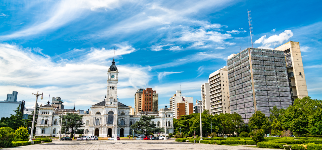 cidade de Rosário na Argentina, você pode comprar passagens de ônibus com a mega tour pelo site ou pelo whatsapp