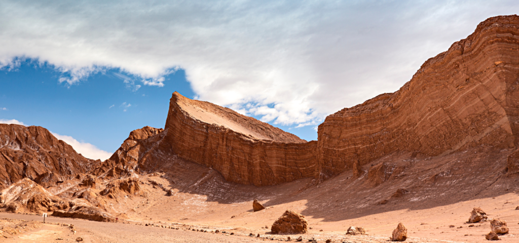 O Deserto do Atacama é um lugar lindo! Você precisa conhecer! Vem viajar com a MegaTour!